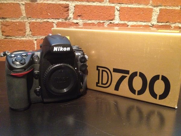 Nikon d70 12mp dslr camera
