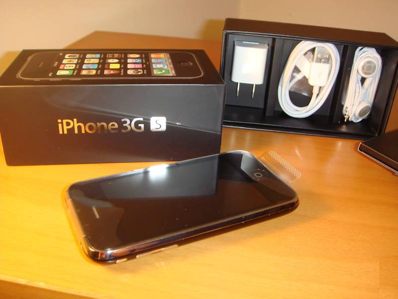 * Product Description:
De Apple iPhone 3G 32GB is 100% ontgrendeld en kan worden gebruikt met elke 